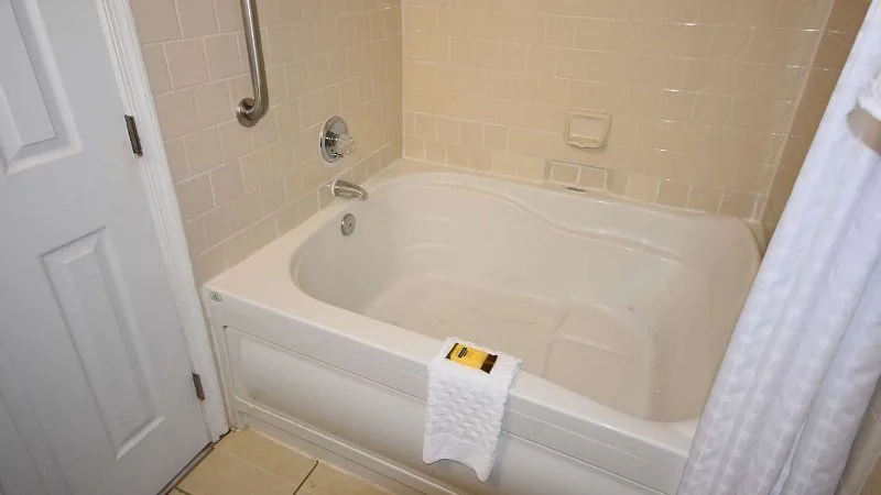 Best Western Plus Governor’s Inn