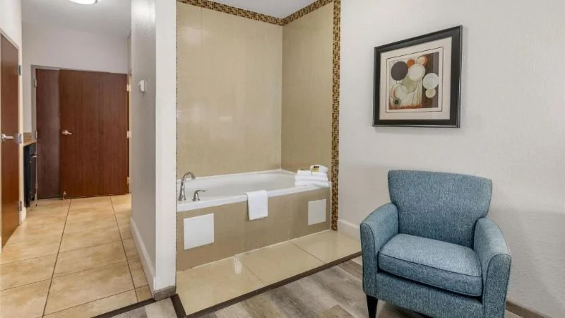 Best Western Plus JFK Inn & Suites