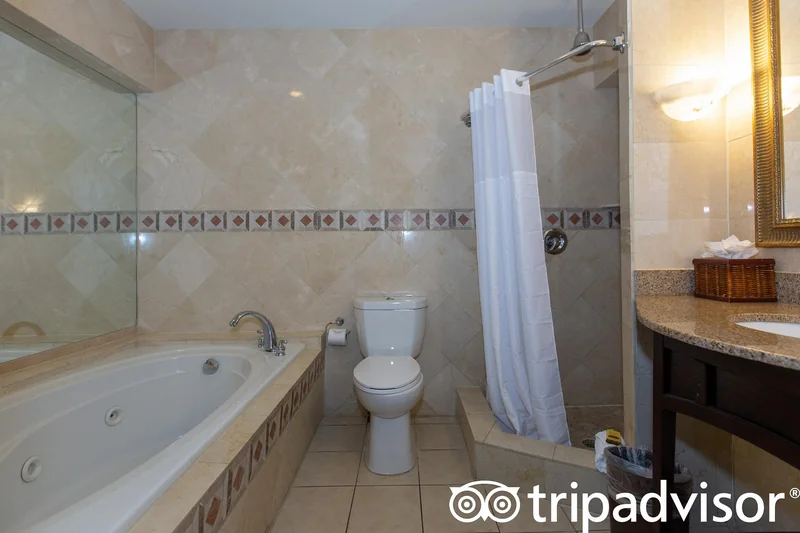 Best Western Plus Oceanside Inn
