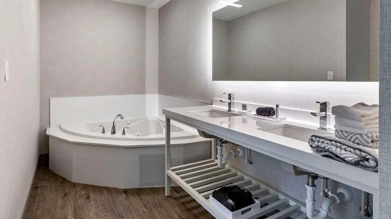 Cambria Hotel Manchester South Windsor