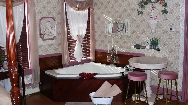 Carriage Stop Bed & Breakfast