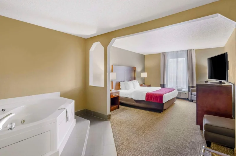 Comfort Inn & Suites Christiansburg I-81