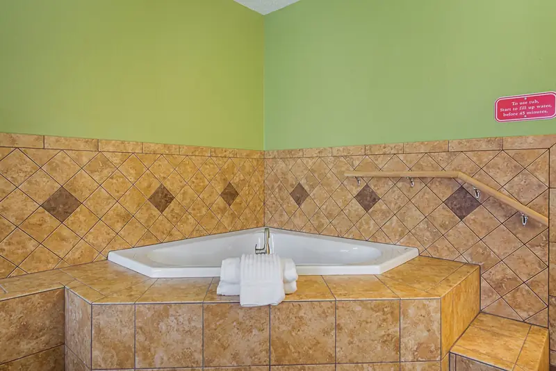 Comfort Inn & Suites Dayton Northwest – Englewood