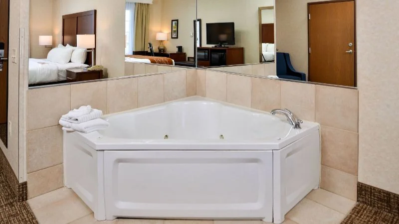 Comfort Inn & Suites Madison North