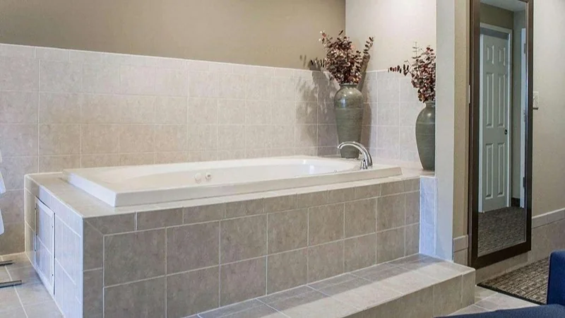 Comfort Inn & Suites Sturbridge – Brimfield