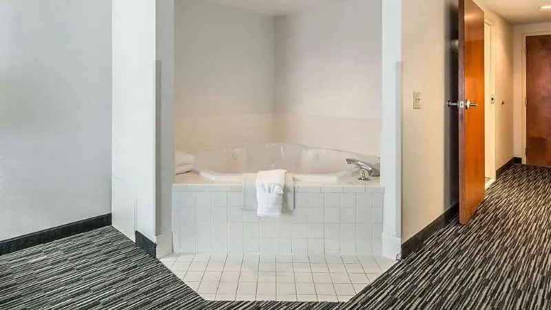 Comfort Inn University
