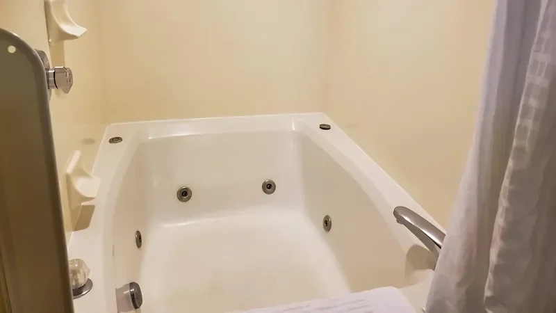 Comfort Suites University – Research Park