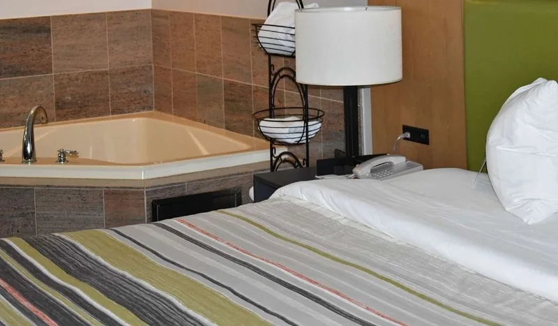 Country Inn & Suites by Radisson, Hagerstown, MD