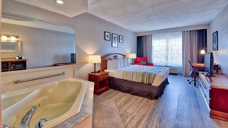 Country Inn & Suites by Radisson, Ocala, FL