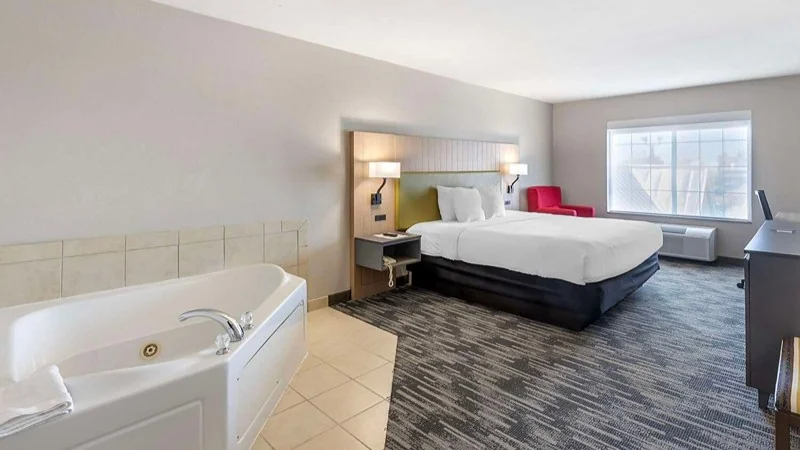Country Inn & Suites by Radisson, St. Peters, MO