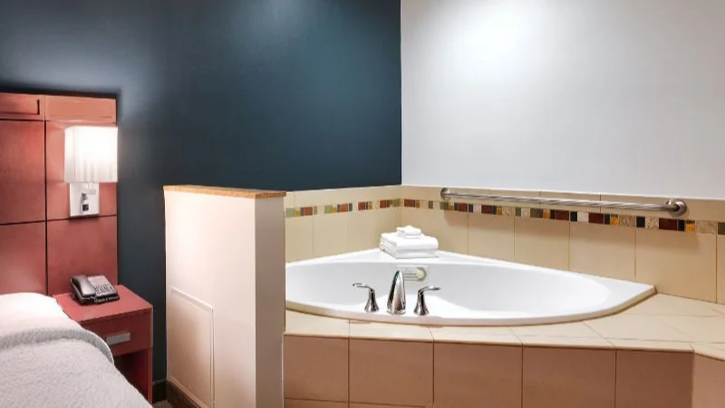 Courtyard by Marriott Lincoln Downtown