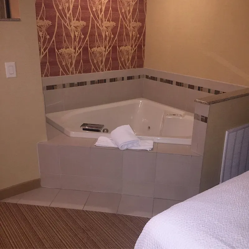 Courtyard by Marriott Pittsburgh West Homestead/Waterfront