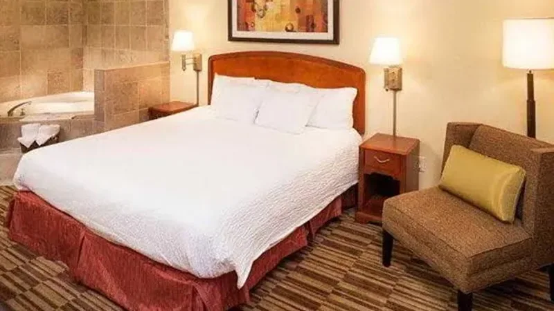 Courtyard by Marriott Woburn/Boston North​
