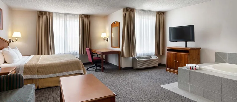 Days Inn & Suites by Wyndham Denver International Airport