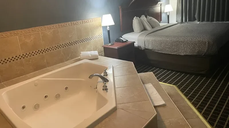 Econo Lodge Jefferson Hills Hwy 51