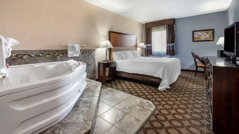 Econo Lodge Lafayette near University