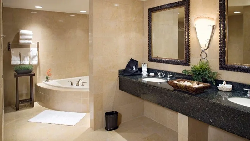 Embassy Suites by Hilton East Peoria Riverfront Hotel & Conference Center