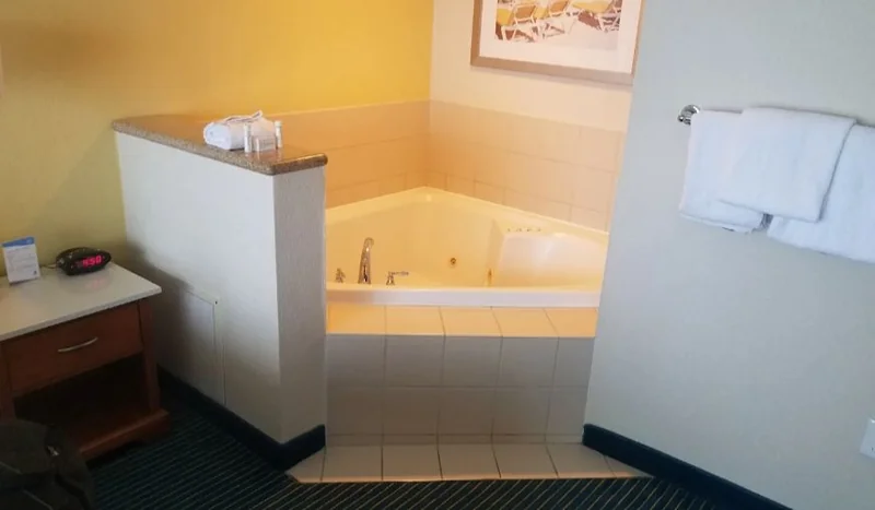 Fairfield Inn & Suites by Marriott Virginia Beach Oceanfront