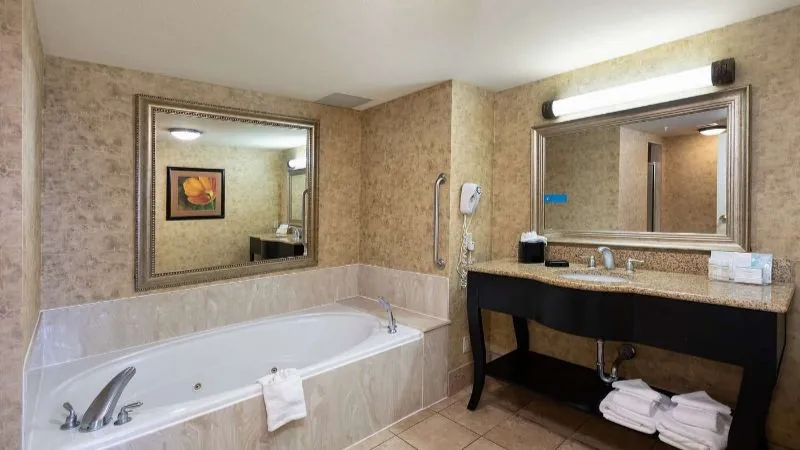 Hampton Inn & Suites Baton Rouge – I-10 East