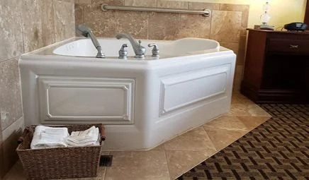 Hampton Inn & Suites Cleveland Mentor