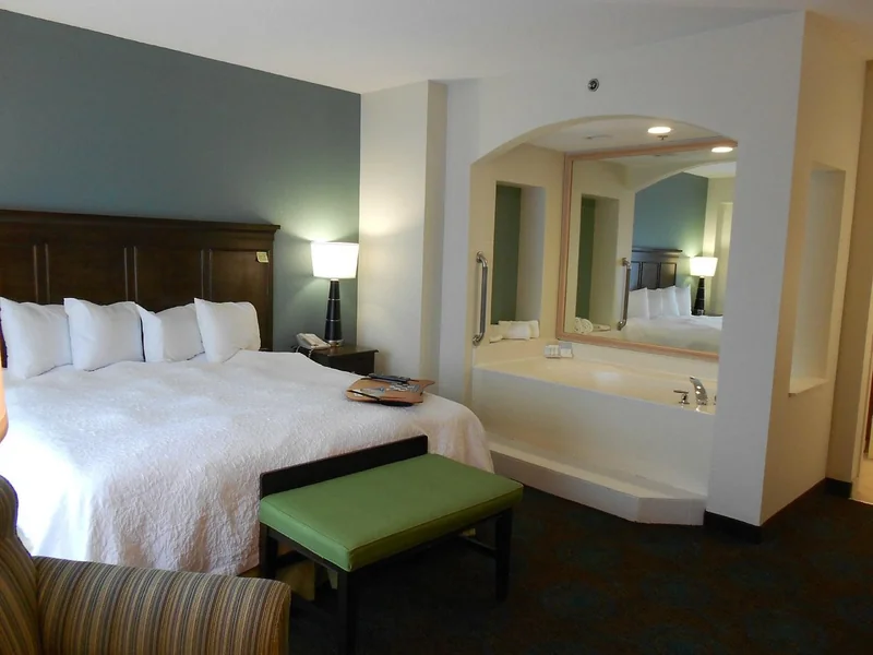 Hampton Inn & Suites Mooresville