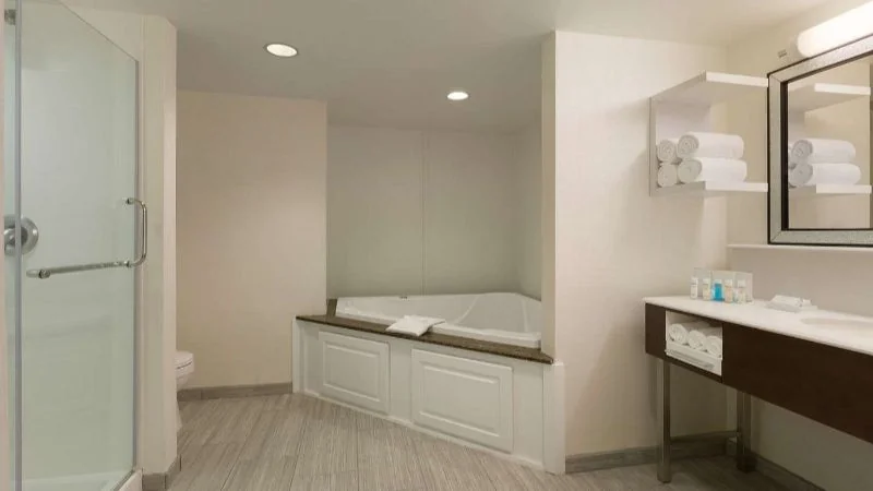 Hampton Inn & Suites Nashville Downtown