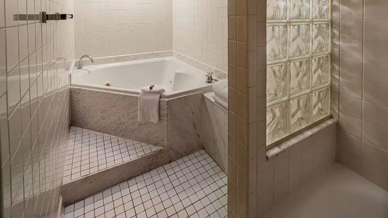 Hilton Cincinnati Netherland Plaza