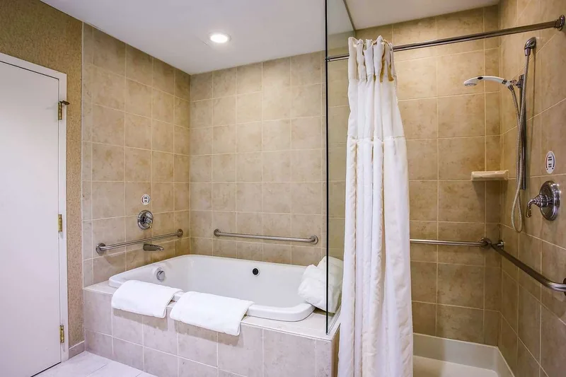 Hilton Garden Inn Milwaukee Northwest Conference Center
