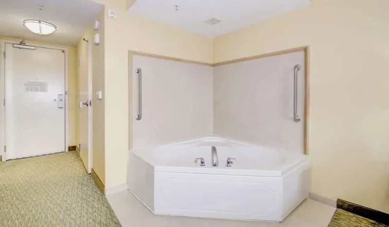 Hilton Garden Inn Waldorf