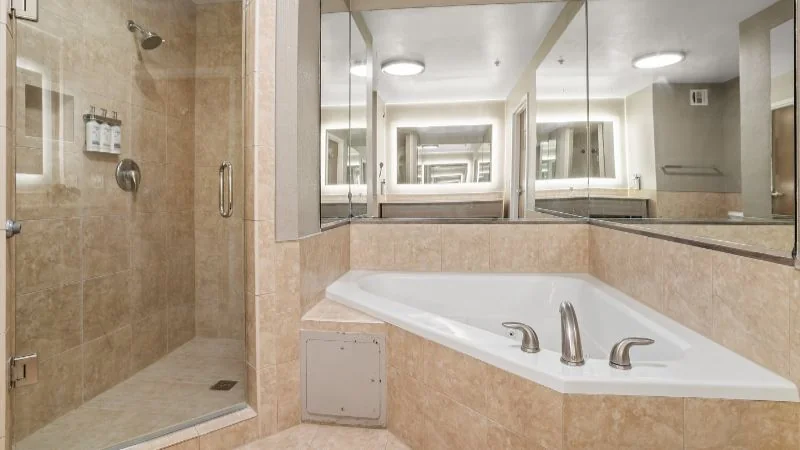 Holiday Inn Baton Rouge College Drive I-10 by IHG