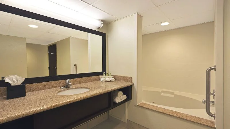 Holiday Inn Express Hotel & Suites Colby, an IHG Hotel