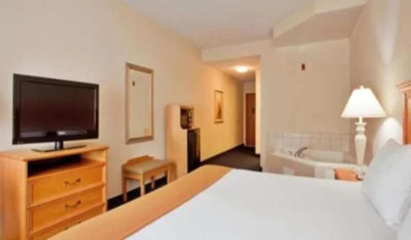 Holiday Inn Express Hotel & Suites Richmond North Ashland by IHG