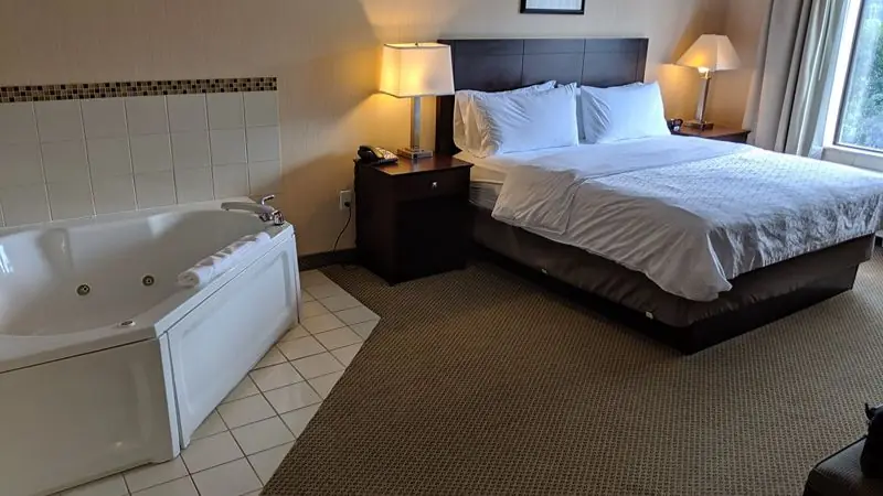 Holiday Inn Express Hotels and Suites Dayton North Tipp City by IHG