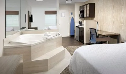 Holiday Inn Express & Suites Annapolis by IHG
