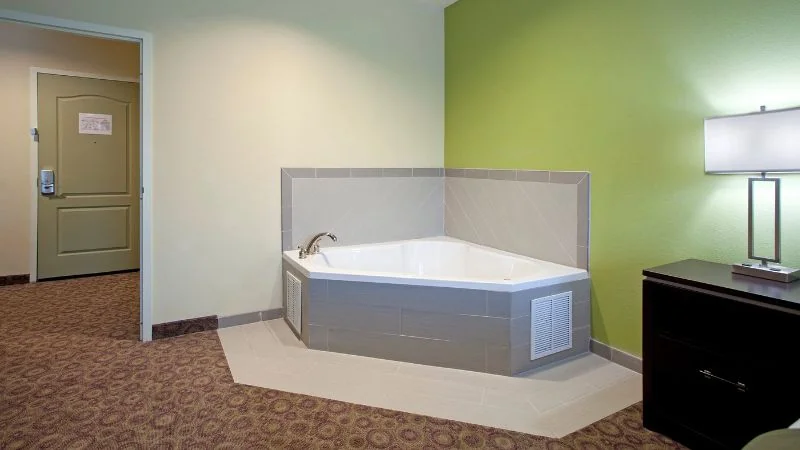 Holiday Inn Express & Suites Clemson by IHG