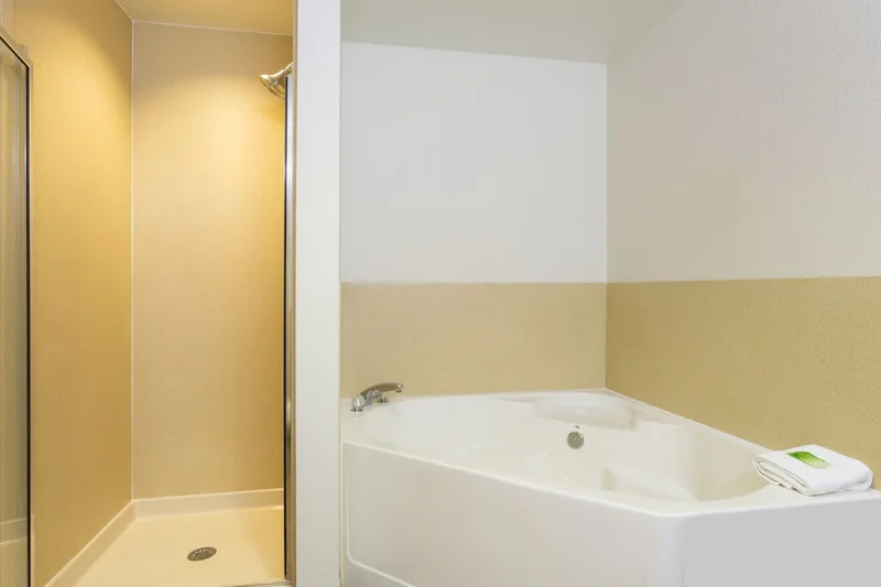 Holiday Inn Express & Suites Silver Springs-Ocala, an IHG Hotel