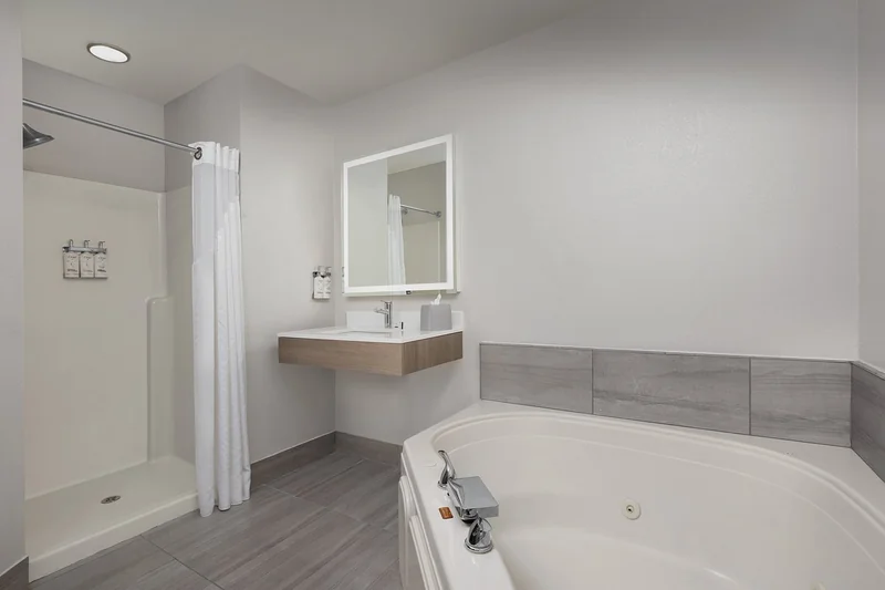 Holiday Inn Express & Suites Superior by IHG