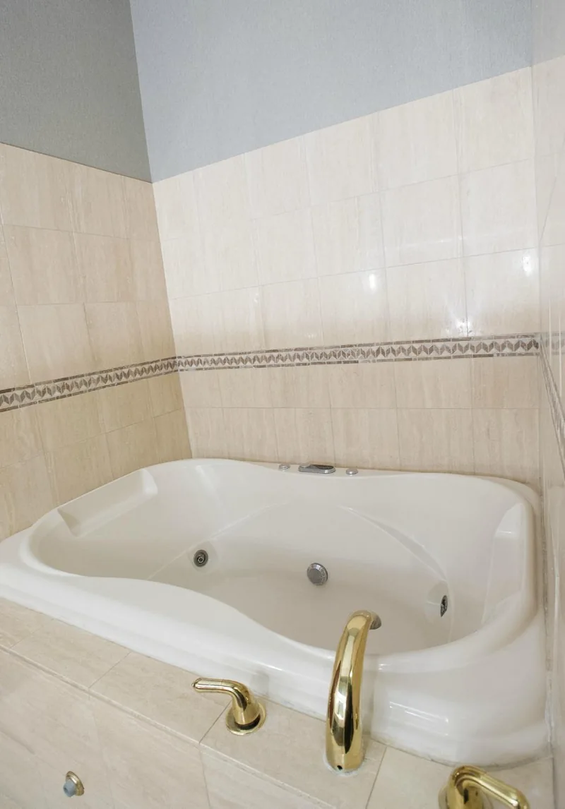 Holiday Inn Express & Suites Topeka West I-70 Wanamaker by IHG
