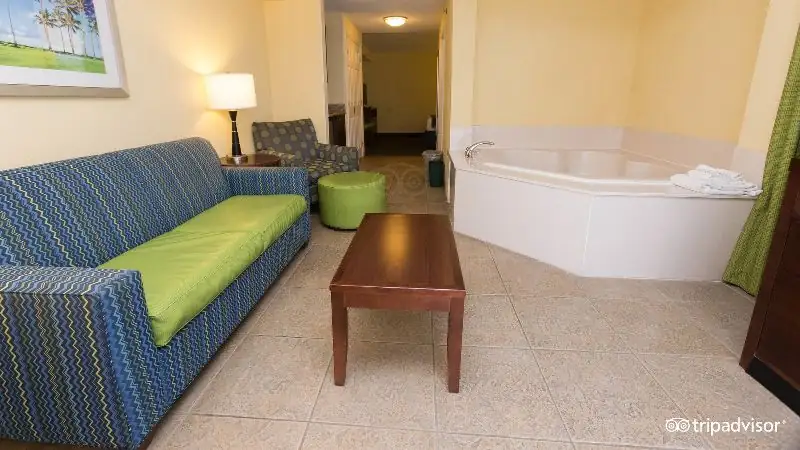 Holiday Inn & Suites Daytona Beach on the Ocean by IHG