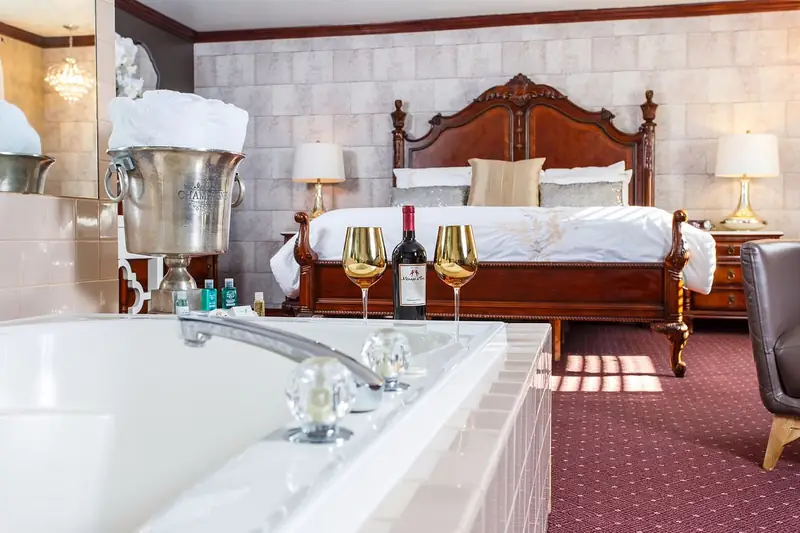 Hotel J Green Bay