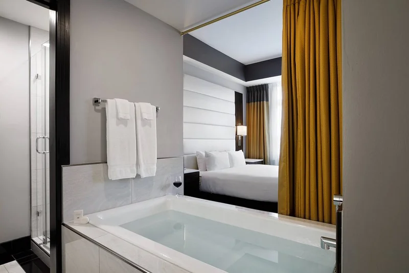 Hotel Metro, Autograph Collection