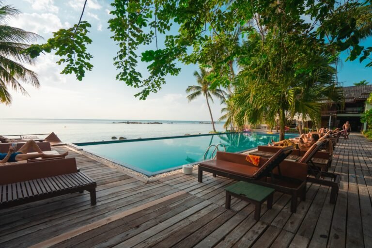Hotels With a Jacuzzi in the Room: How to Actually Find One (2026 Guide)