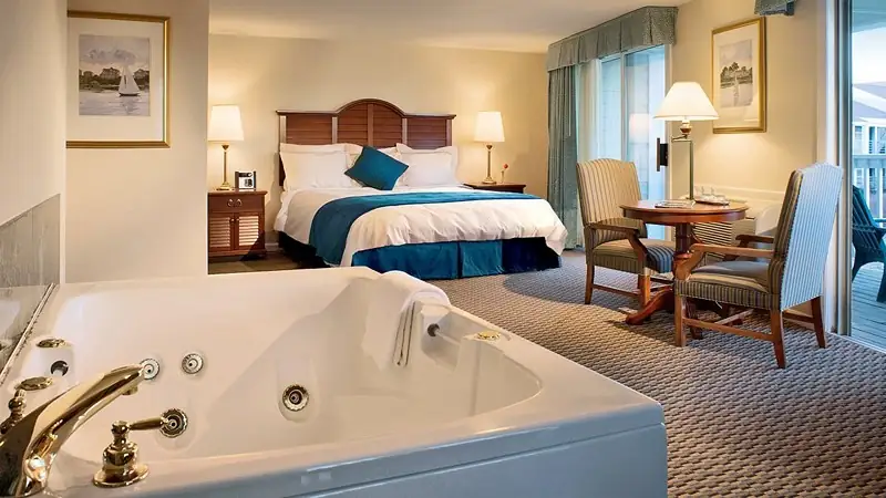 Hyannis Harbor Hotel