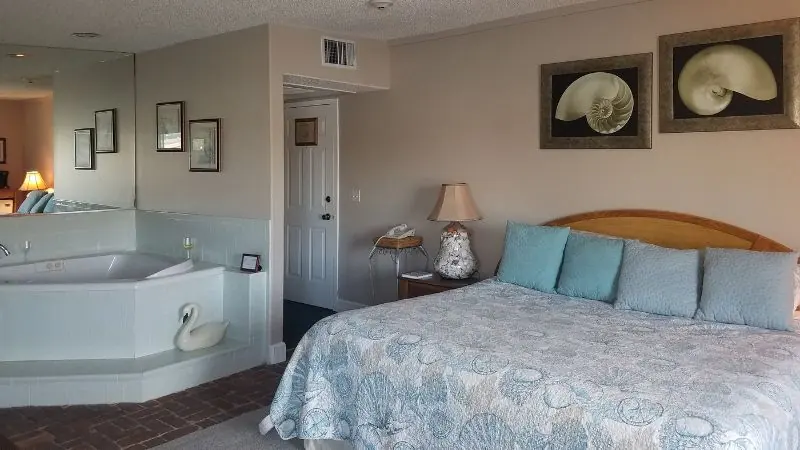 Inn at Camachee Harbor