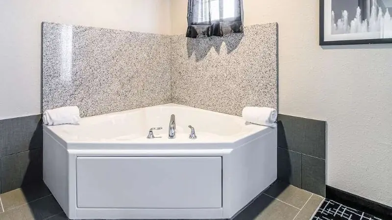 La Quinta by Wyndham Kansas City Airport
