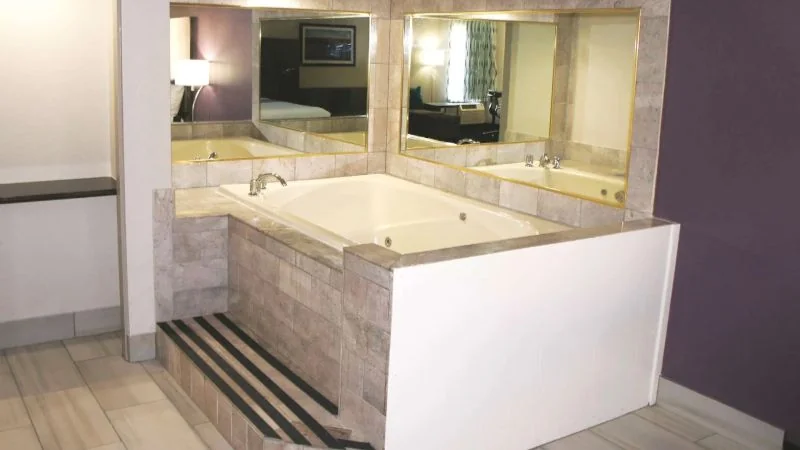 La Quinta Inn by Wyndham Davenport & Conference Center