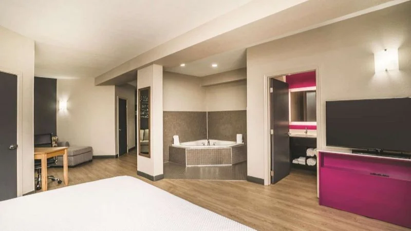 La Quinta Inn & Suites by Wyndham Chattanooga-Hamilton Place