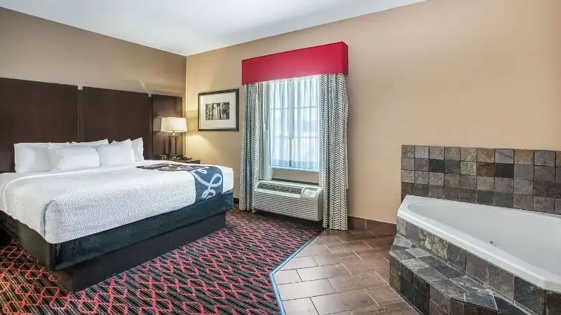 La Quinta Inn & Suites by Wyndham Conway