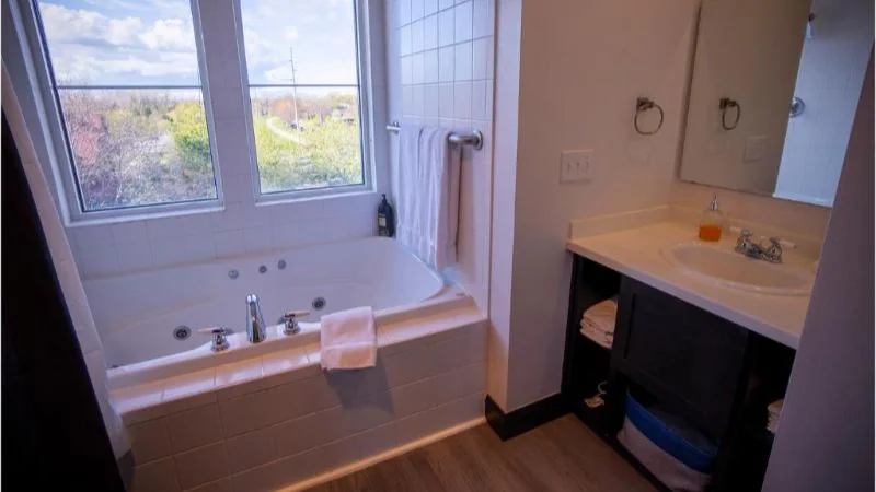 Nuk’s Executive Suites