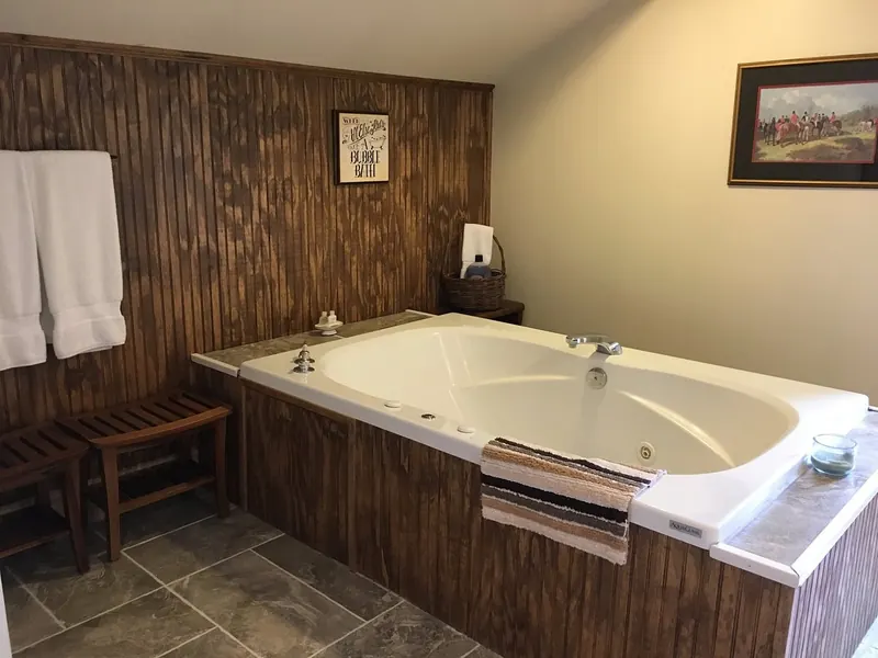 Oak Valley Inn & Suites